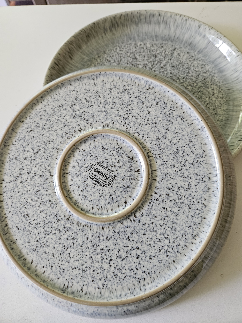Denby Halo Speckle Coupe Dinner Plate (2)
